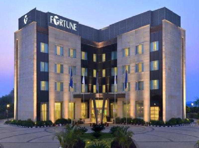 Fortune Park Orange, Sidhrawali, Gurugram - Member Itc Hotels' Group Bhiwadi Exteriör bild